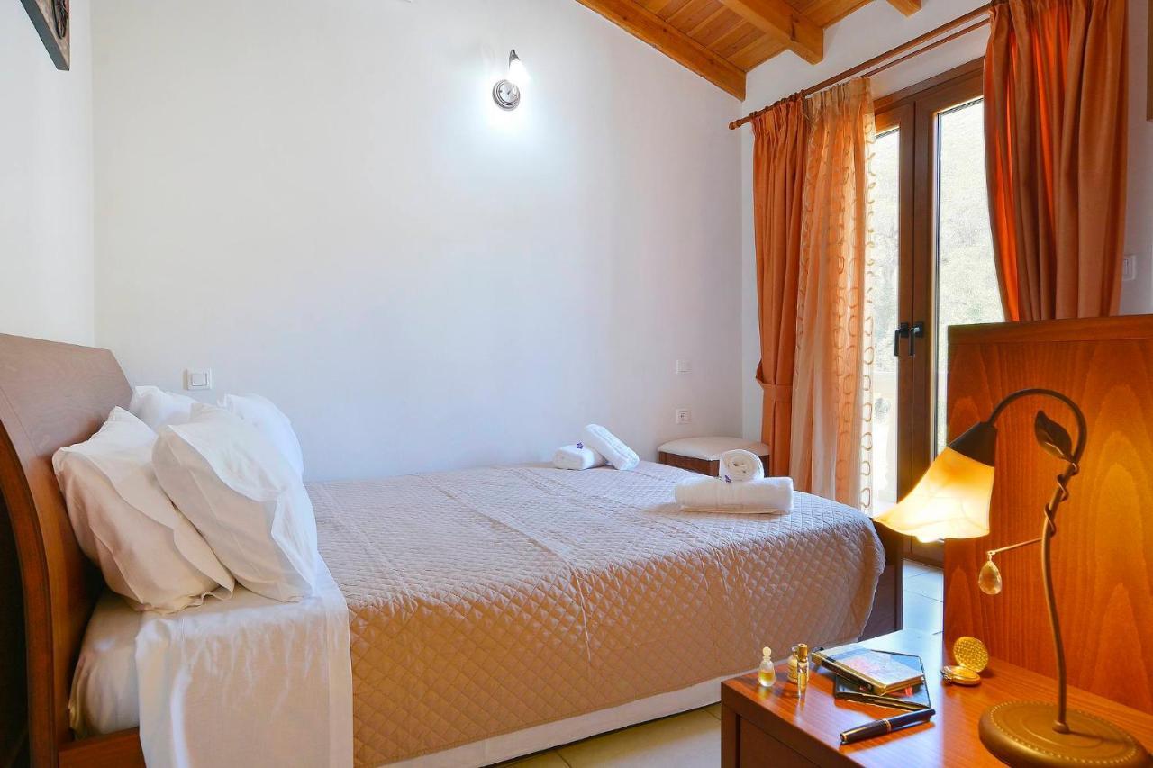 La Casa Del Sole Βίλα Χαλικούνας Εξωτερικό φωτογραφία