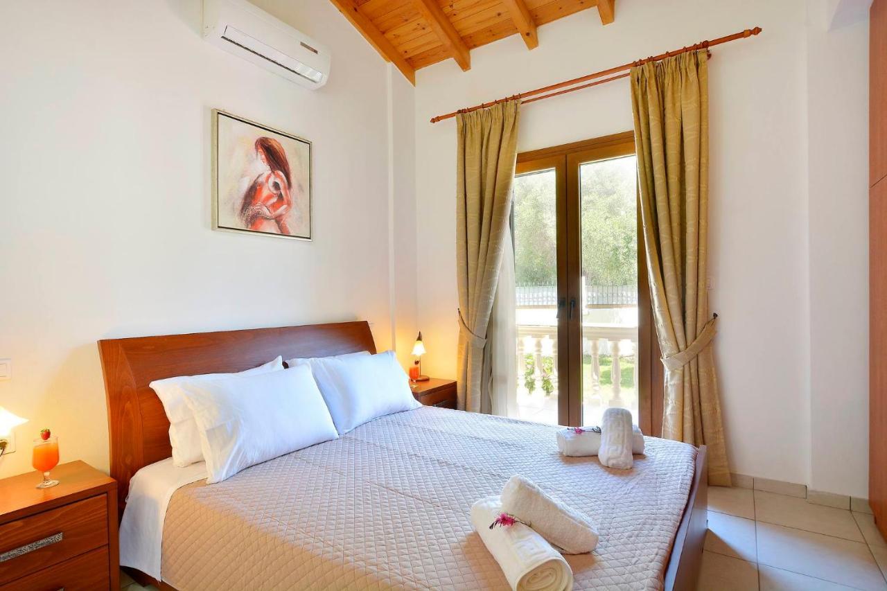 La Casa Del Sole Βίλα Χαλικούνας Εξωτερικό φωτογραφία
