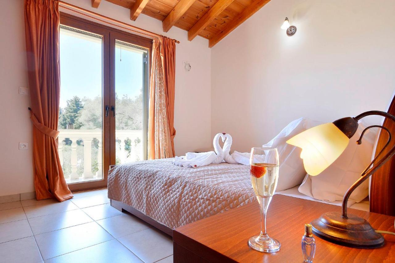 La Casa Del Sole Βίλα Χαλικούνας Εξωτερικό φωτογραφία